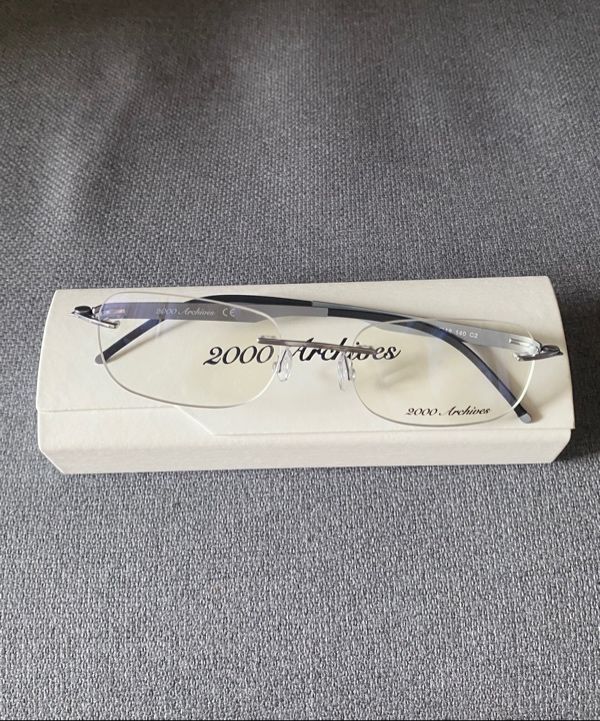 MUSINSA公式 | 2000ARCHIVES THAT GLASSES 01 (GUNMETAL)