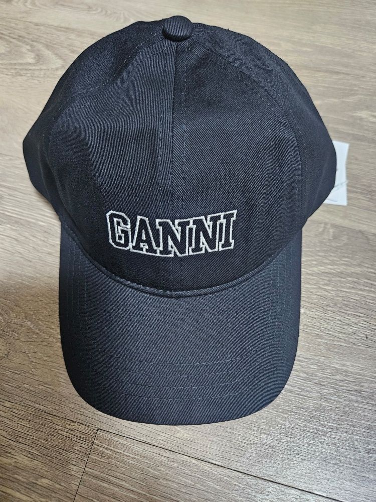 ★Ganni★ Logo Ball Cap Frost Grey A6302523 A6302523SS25 Ganni logo frost grey hat grey embroidery | Pipe and Row