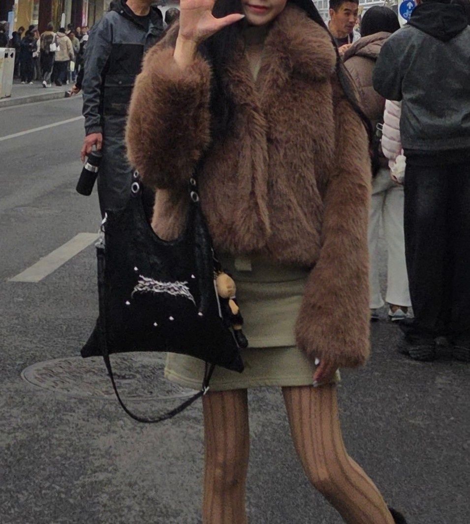 MUSINSA公式 | MUSINSA STANDARD WOMAN ウィメンズシャギーフェイク