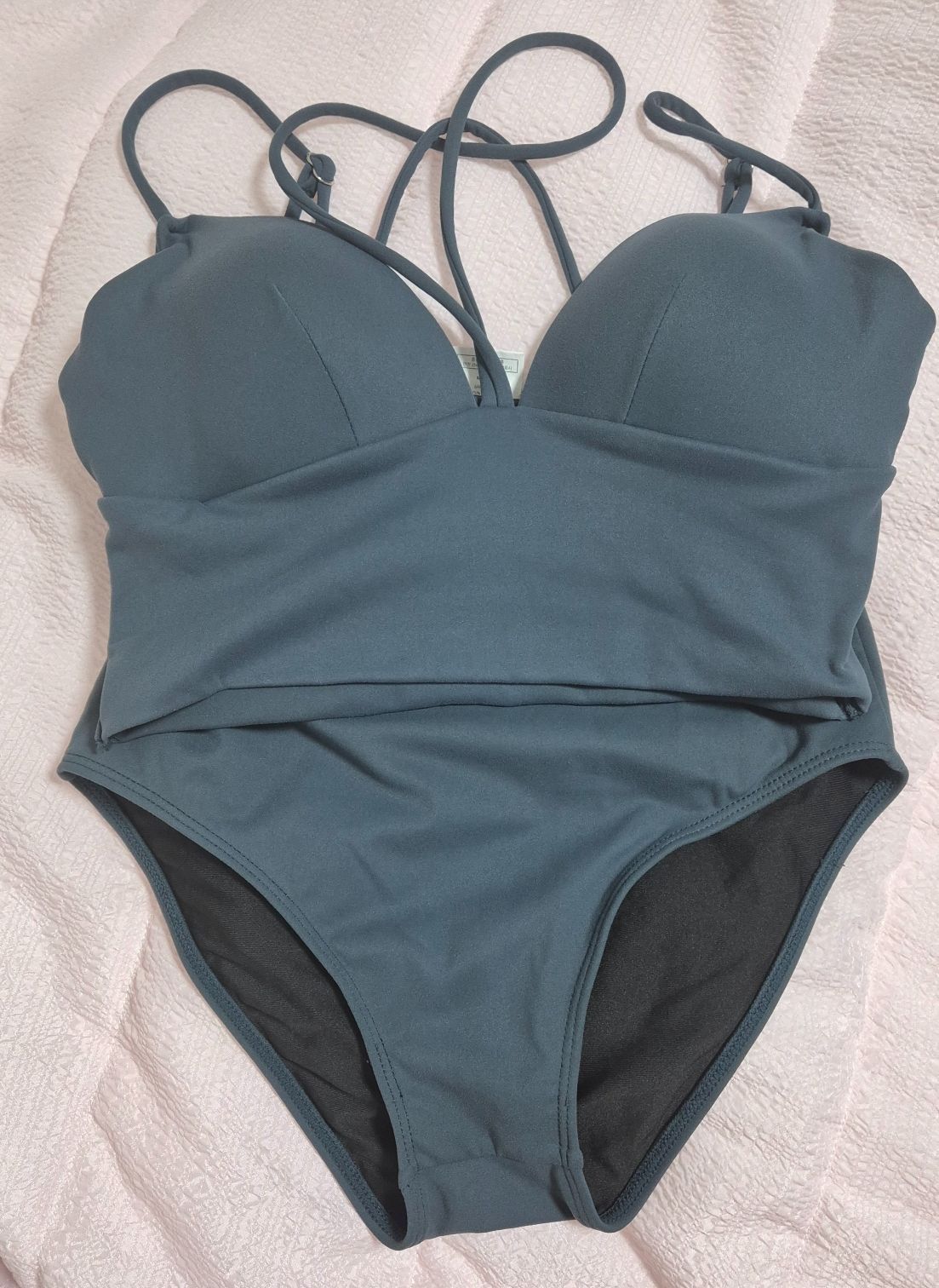 MUSINSA公式 | VIKINI VENDER シビオネストラップハイウエストビキニ