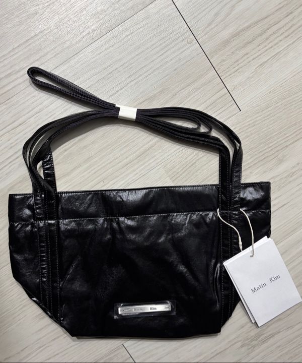 MATIN KIM】GLOSSY TWO WAY MINI BAG☆送料・関税込 (Matin Kim