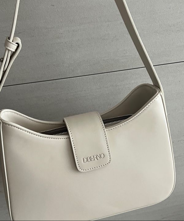 ショルダーバッグ・ポシェット [Dberno] Dberno Classic Embo Hobo Bag (IVORY) Dberno] Dberno Classic Embo Hobo Bag (IVORY) (ショルダー