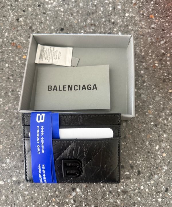 【送料&関税込】Balenciaga Crush Zipped Cardholder MUSINSA | BALENCIAGA Crush Card Holder - Black / 7664672AAWW1000