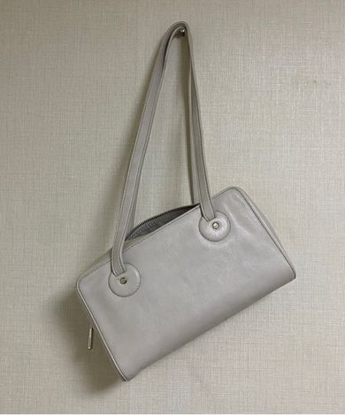 MUSINSA公式 | LEATHERY プランプハートキーチェーンショルダーバッグ 