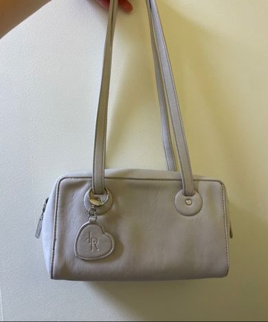MUSINSA公式 | LEATHERY プランプハートキーチェーンショルダーバッグ 