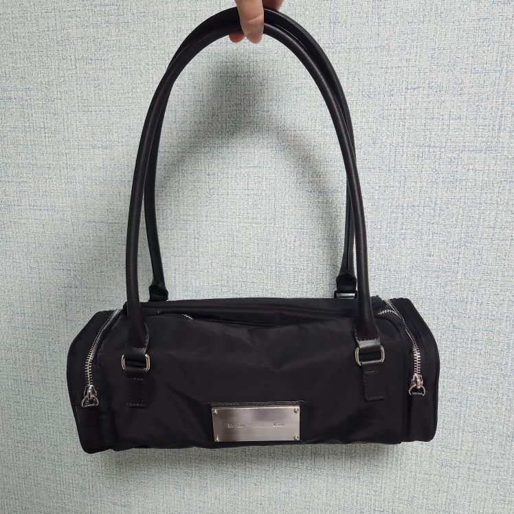 ●Matin Kim●NYLON BOSTON BAG IN BLACK NYLON BOSTON BAG IN BLACK – Matin Kim