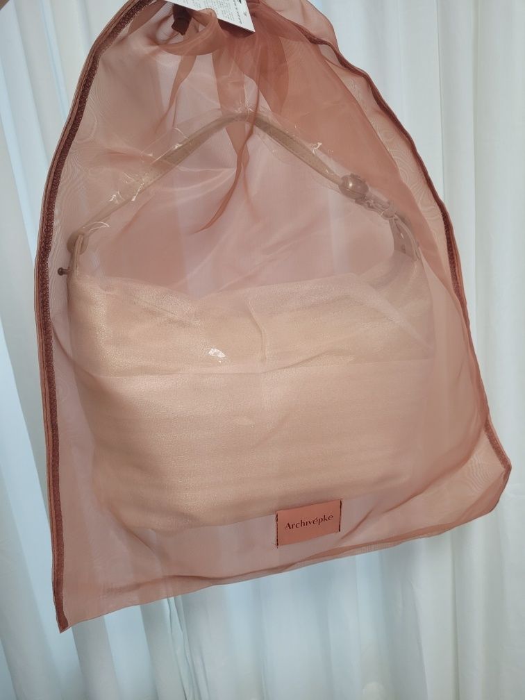 ★Archivepke★Luv moon bag★Nylon ivory★韓国★大人気★ Luv moon bag(Nylon ivory)_Archivépke