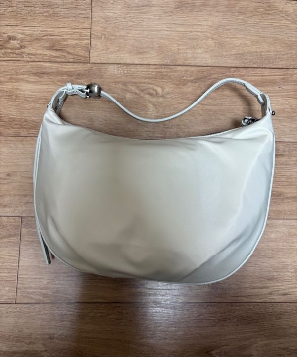 ★Archivepke★Luv moon bag★Nylon ivory★韓国★大人気★ Luv moon bag(Nylon ivory)_Archivépke