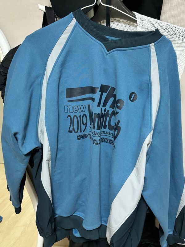 MUSINSA公式 | VENHIT MRT Raglan Sweatshirt Black