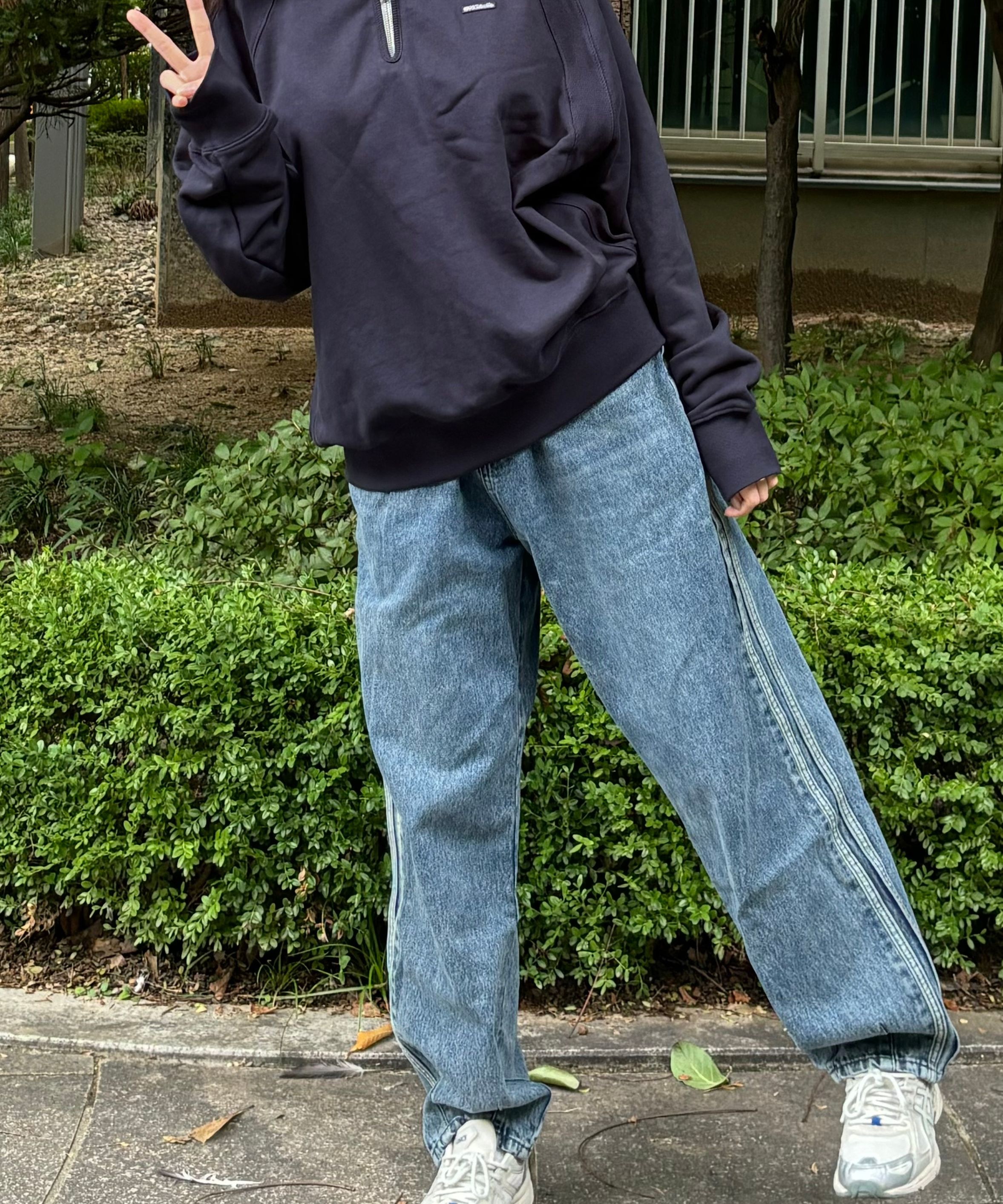 【1993studio】24FW★ Small Logo Half Zip-Up Sweatshirt MUSINSA | 1993STUDIO Small logo half zip-up collar