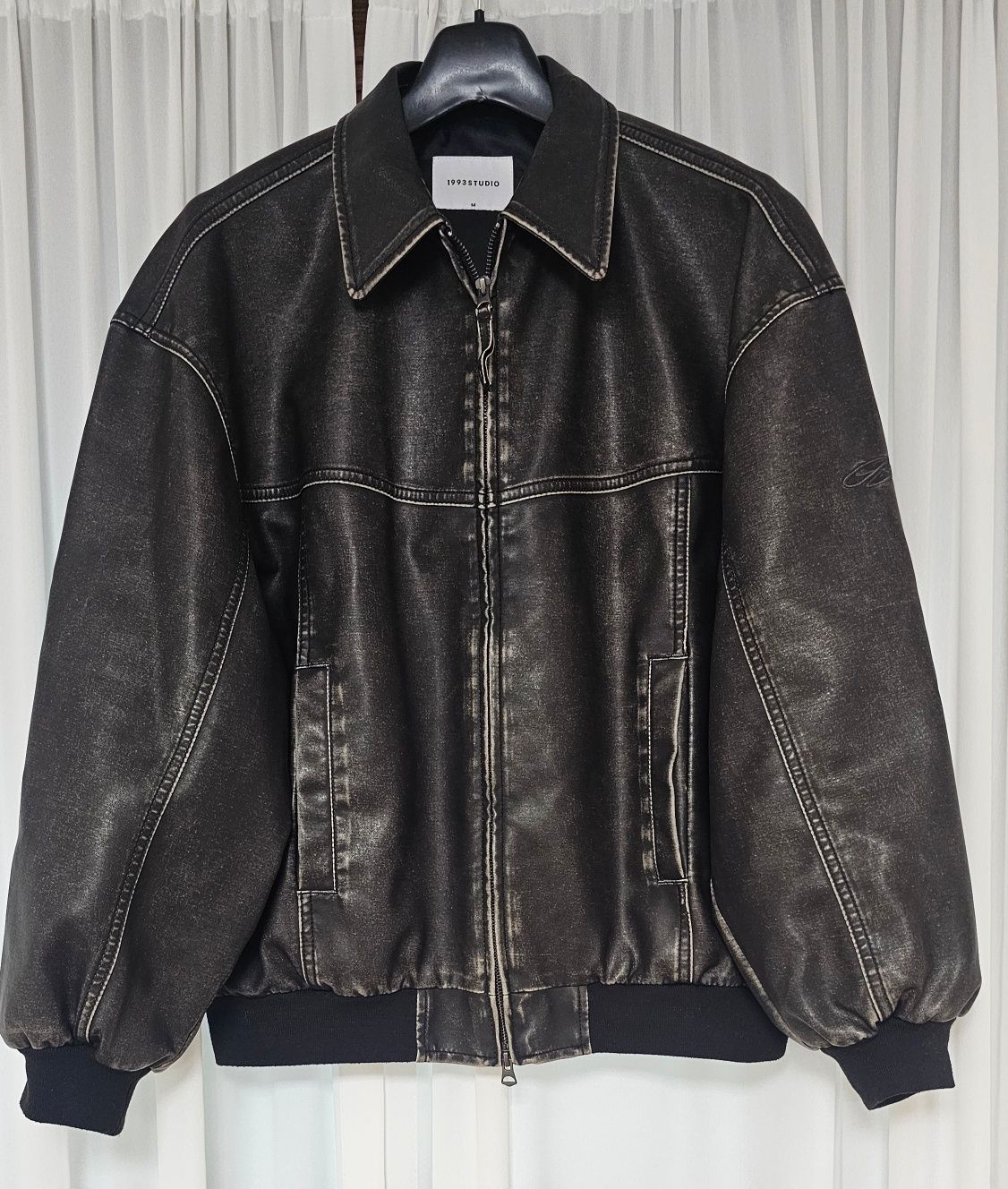 MUSINSA | 1993STUDIO Crack washed leather bomber jacket_black