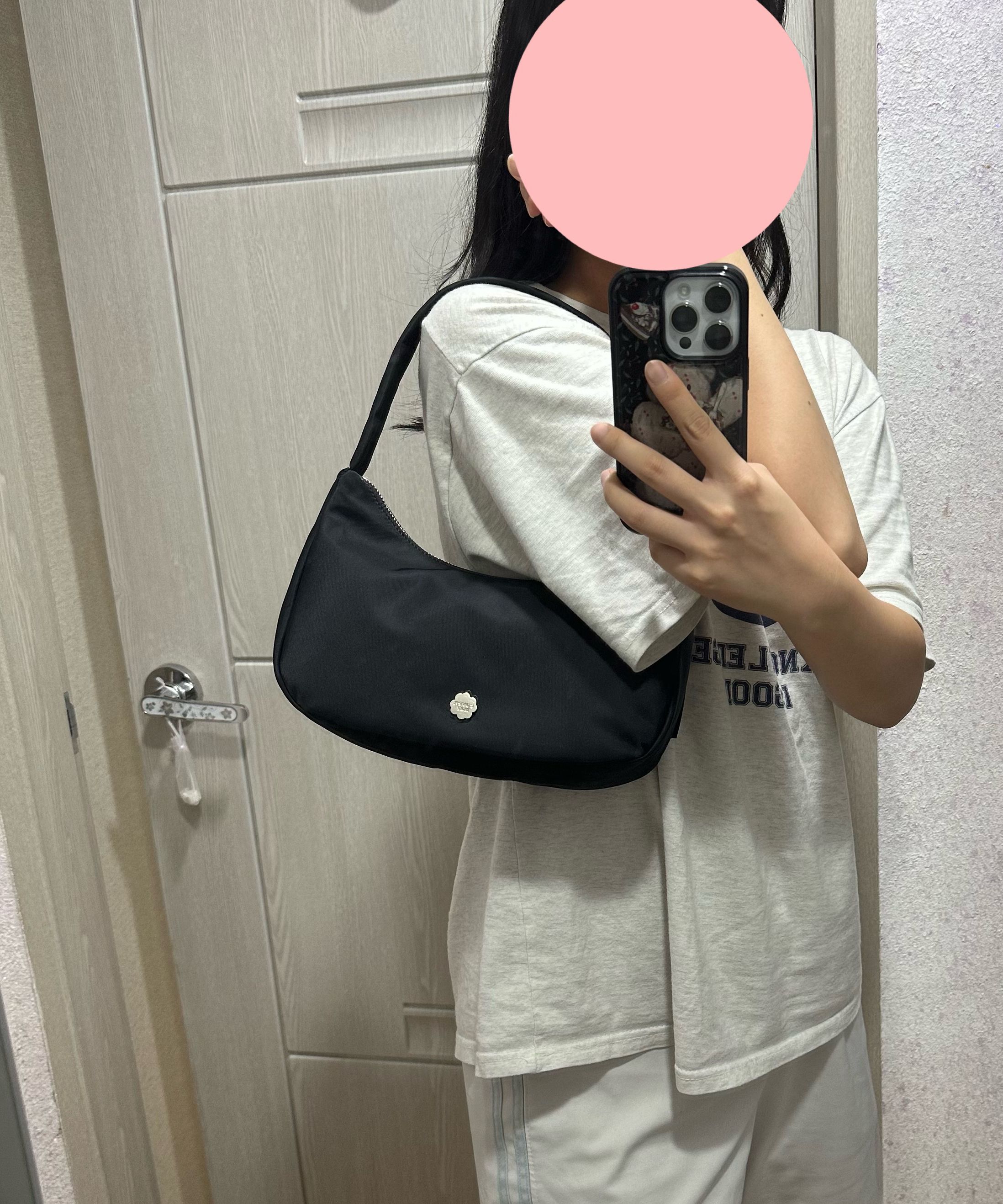 MUSINSA | COVERNAT WOMAN Clover Heart Sasha Hobo Bag Black