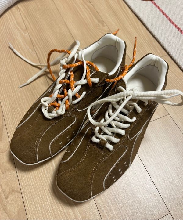MUSINSA公式 | YASE スパイダー スエード スニーカー ブラウン