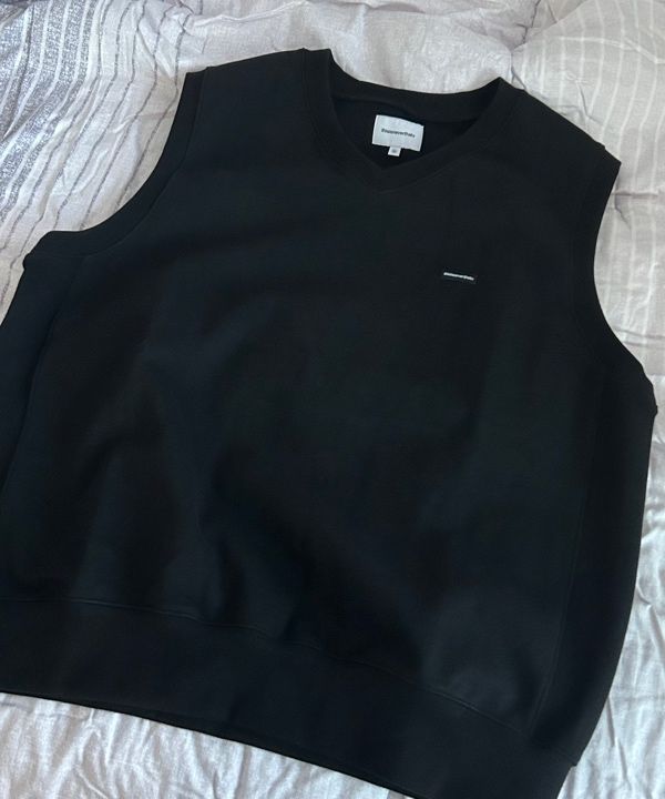 MUSINSA | thisisneverthat® T.N.T. Classic HDP V Neck Vest Navy