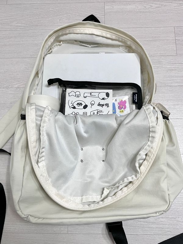 MUSINSA | SALAD BOWLS LIGHT CITY BACKPACK[CHARCOAL]