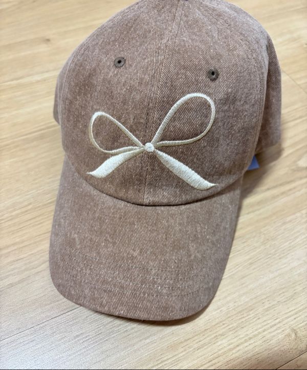MUSINSA | UBEIGE Ribbon Pigment Ball Cap (Red)