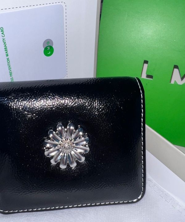 折りたたみ財布 [LEMASQUE] Daisy Photo Slot Half Wallet Money Card Wallet Designer fashion, Seoul-fully created | W Concept