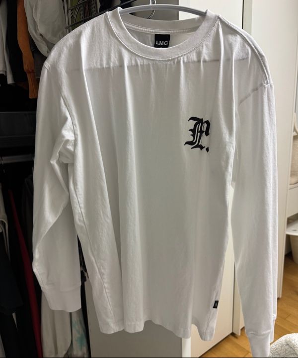 [ LMC ]★25SS★韓国人気★GOTHIC LONG SLV TEE MUSINSA | LMC GOTHIC LONG SLV TEE white
