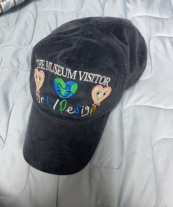 MUSINSA公式 | THEMUSEUMVISITOR GLOBY & LOVEY BALLCAP (NAVY)
