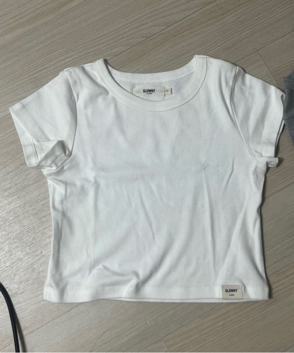 MUSINSA | GLOWNY G COMFORT MINI TEE (BLACK)