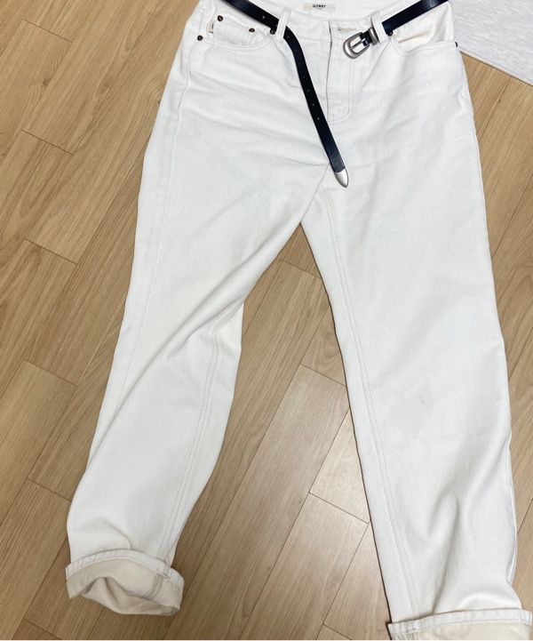 MUSINSA | GLOWNY THE JANE JEANS (WHITE)