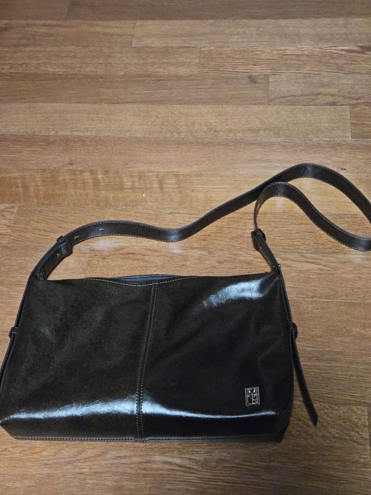 MUSINSA | MIMTHEWARDROBE Manto crack leather hobo bag brown