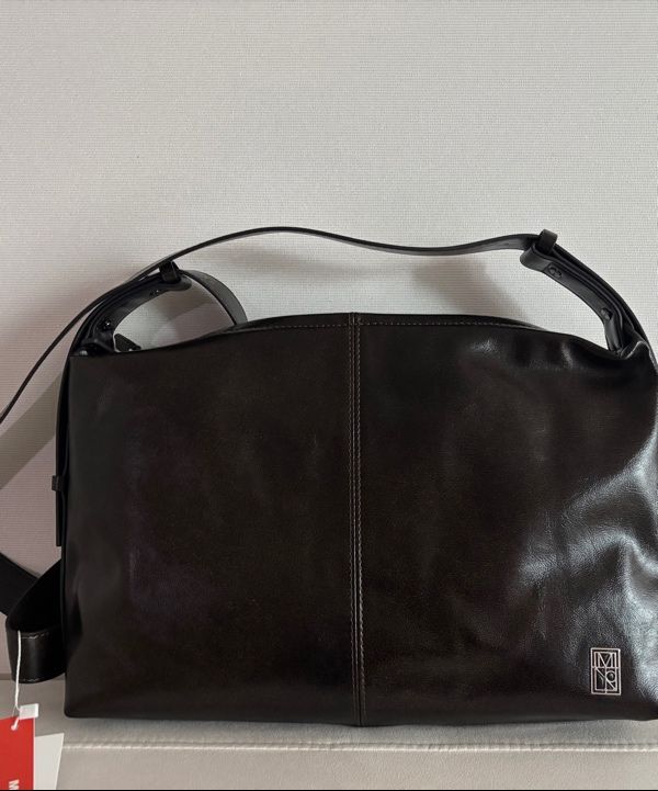 ★MIM the wardrobe★ Manto Crack Leather Hobo Bag Brown SF07 MUSINSA公式 | MIMTHEWARDROBE Manto crack leather hobo bag brown