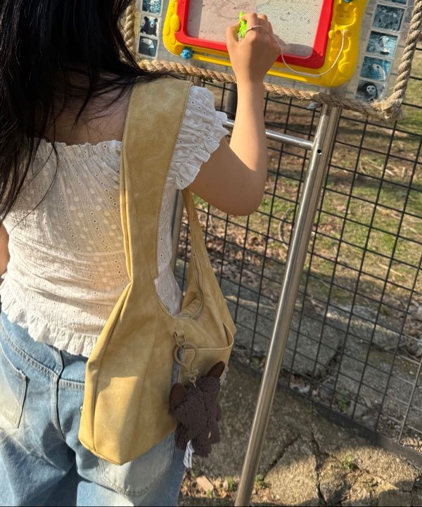 HIETA Tina Butter バッグ HIETA Tina Shoulder Bag [Butter] | Elegant Leather Shoulder