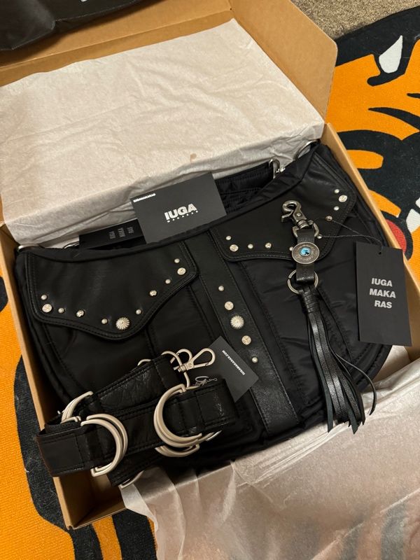 【IUGAMAKARAS X songfield】Studded Western Shoulder Bag MUSINSA | IUGAMAKARAS [IugamacarasXSongfield] Studded