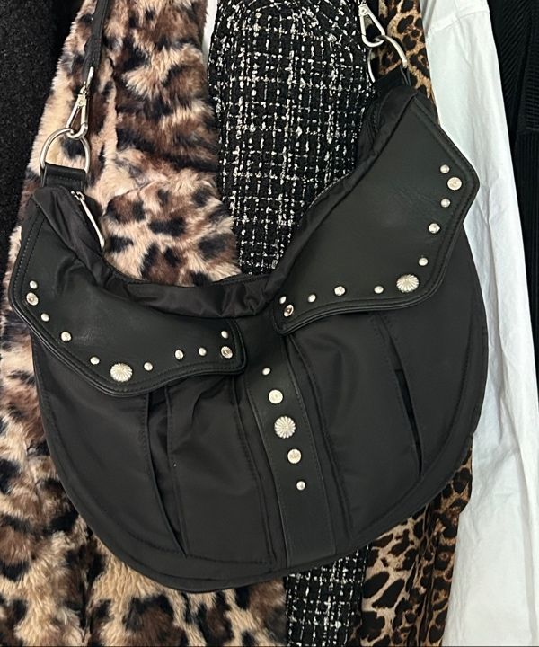[IugamacarasXSongfield] Studded Western Shoulder Bag コラボ MUSINSA公式 | IUGAMAKARAS [IugamacarasXSongfield] Studded