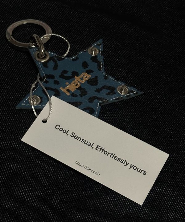 ★HIETA★ Tanny  Blue Leopard Keyring MUSINSA | HIETA Tanny Keyring / Blue Leopard