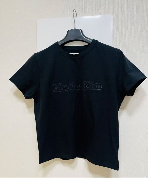 ★Matin Kim★ MATIN REVERSE PATCH LOGO CROP TOP IN BLACK MK2 Designer fashion, Seoul-fully created | W Concept