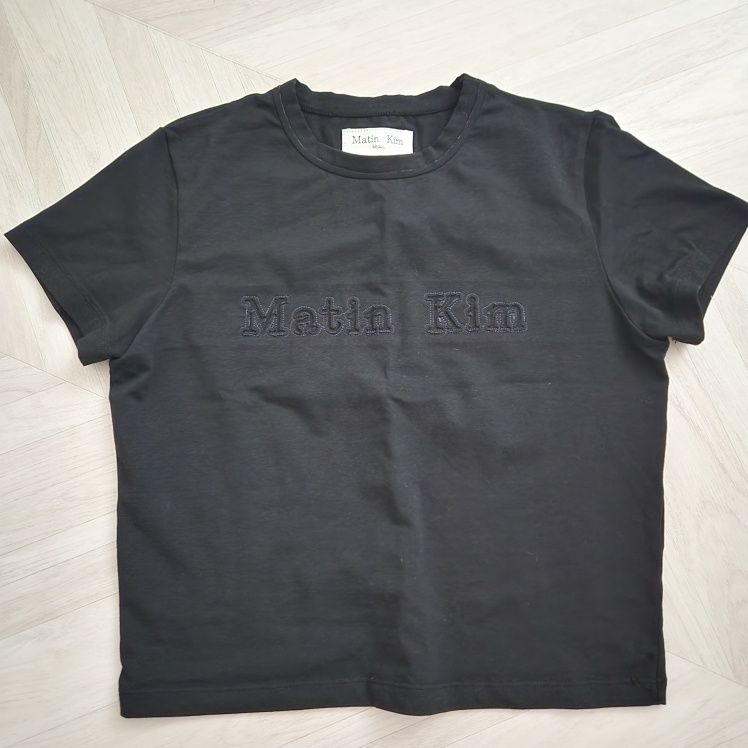 MUSINSA公式 | MATIN KIM MATIN REVERSE PATCH LOGO CROP TOP IN