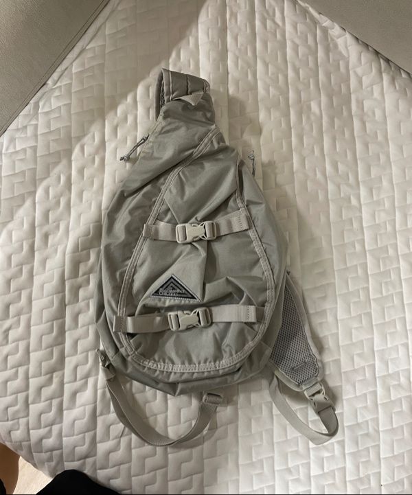 バッグ thisisneverthat Washed Nylon Sling Bag Thisisneverthat Washed Nylon Sling Bag – Extra Butter