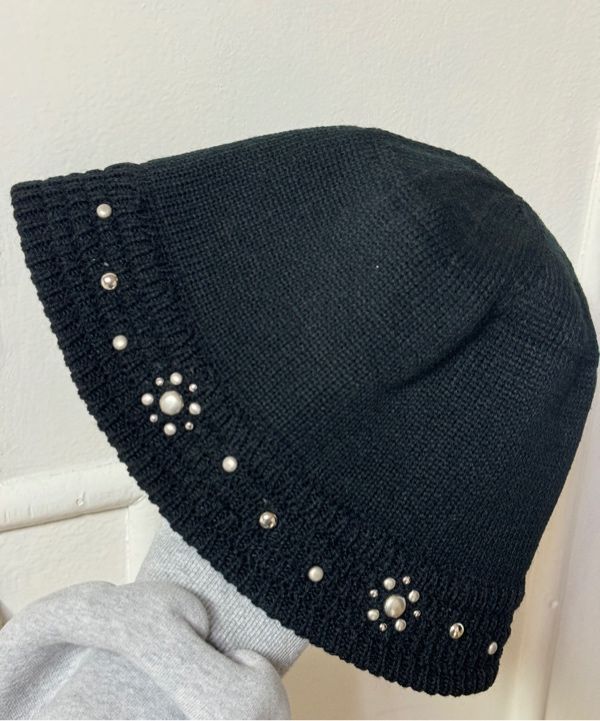 MUSINSA | AAKAM Multi Studded Knit Bucket Hat (Flower)