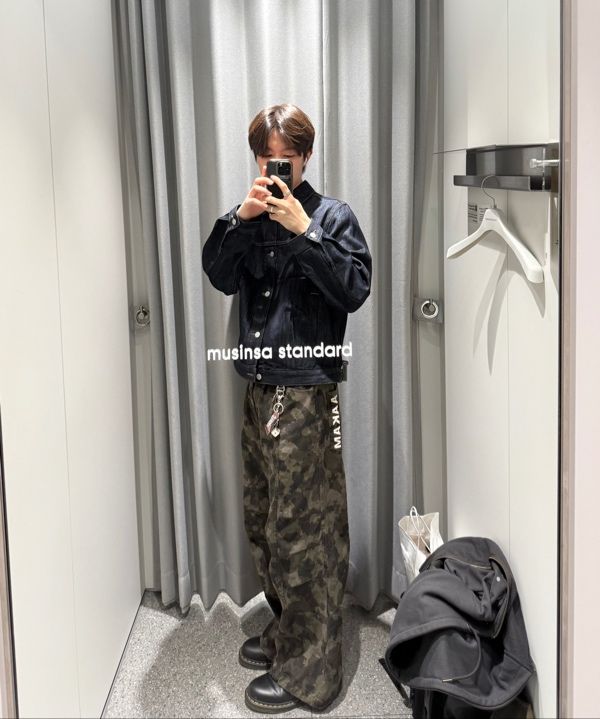 MUSINSA公式 | AAKAM Knee Pin-tuck Camouflage Twill Pants (Khaki)