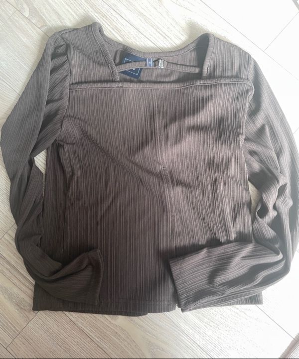 MUSINSA | ROMANTIC CROWN Square neck ribbed top_black
