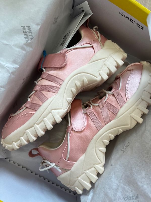 WACKY WILLY ■ Flory Mary Jane Sneakers Designer fashion, Seoul-fully created | W Concept