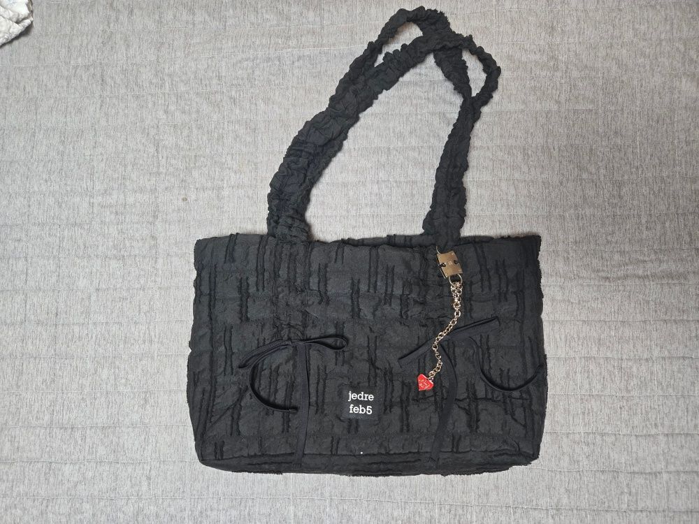 MUSINSA | JEDREFEB5 Puffer Butterfly Shoulder Bag Large