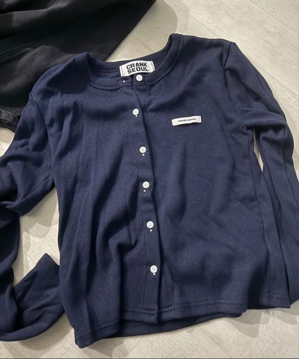 MUSINSA公式 | CRANK ニットスタッドボタンカーディガン_ネイビー