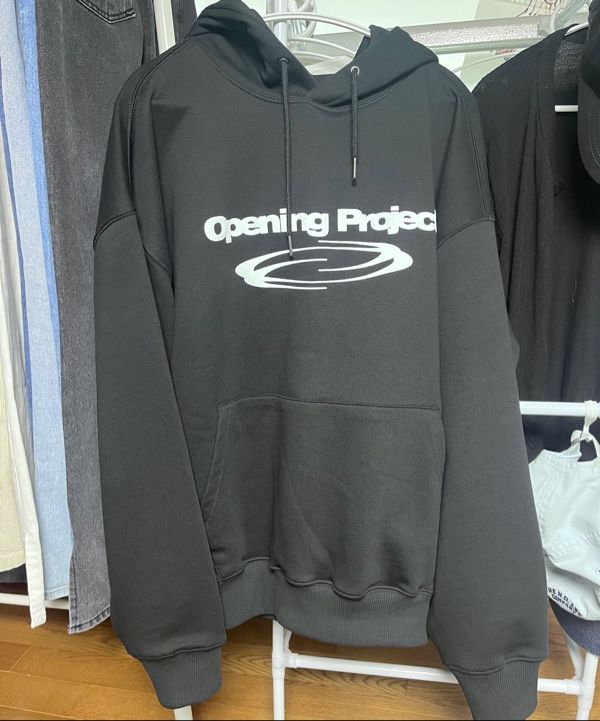 IVEレイ着用★OPENING PROJECT★W Identity Hoodie 条件付き数量限定トレカ付き！☆IVE レイ 着用！！【OPENING