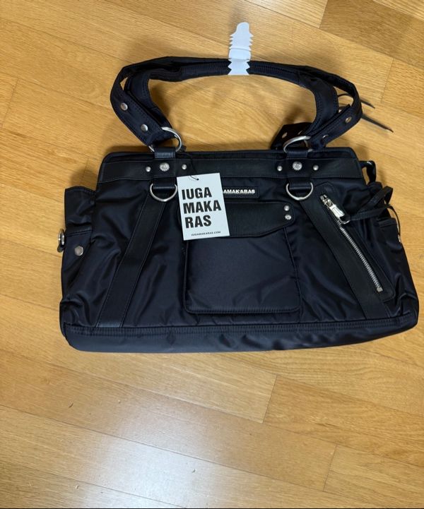 MUSINSA公式 | IUGAMAKARAS Studded Nylon Shoulder Bag (Black)