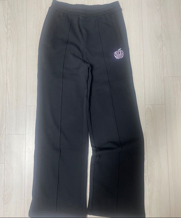 [ NERDY ]★韓国人気★WOMEN'S SOUFFLE PIGMENT WIDE SWEATPANTS MUSINSA | NERDY Women's Souffle Pigment Wide Sweatpants Rose