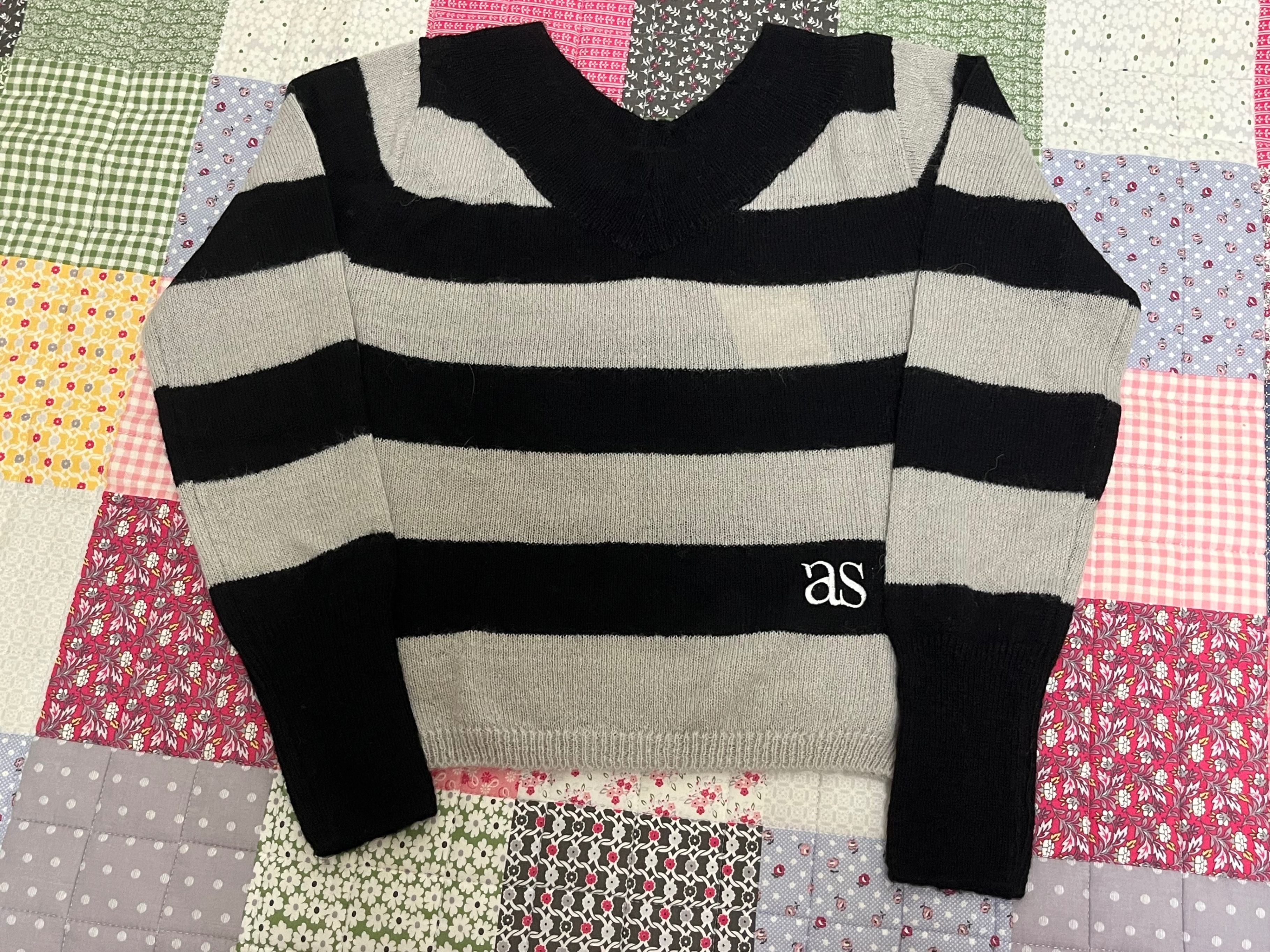 MUSINSA公式 | ASON PONY STRIPE KNIT / BLACK