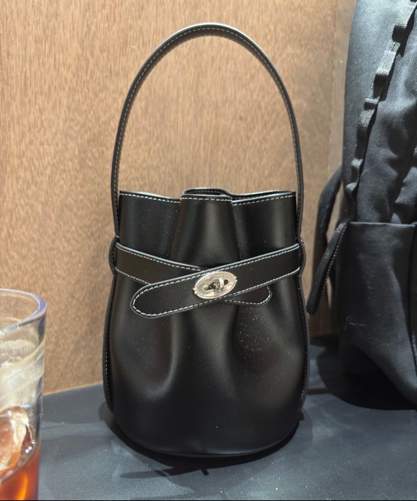 【OSTKAKA】 CLASSIC BELT BUCKET BAG MINI MUSINSA | OSTKAKA Classic Belt Bucket Bag Mini Black