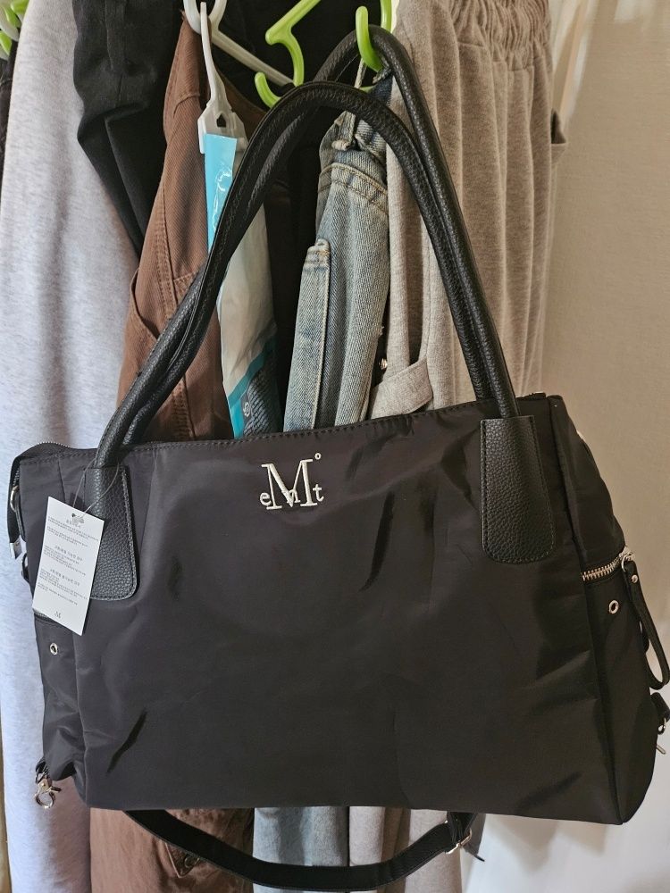 MUSINSA | MUCENT 4-Way Signature Logo Unisex Tote Bag