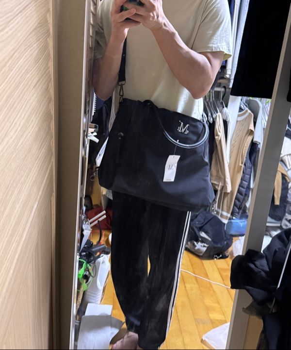 MUSINSA | MUCENT 4-Way Signature Logo Unisex Tote Bag