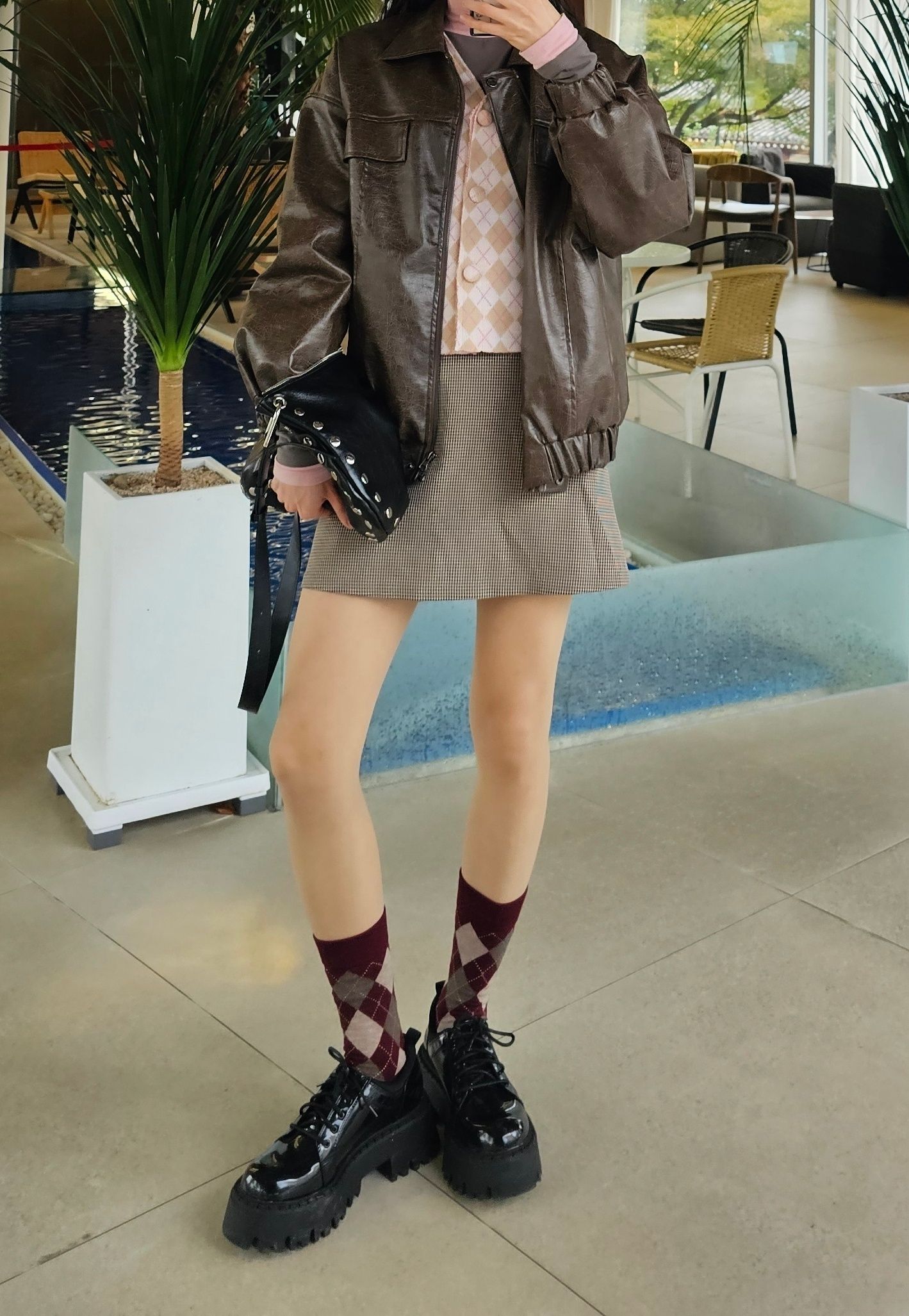 無料配送 ★ MATIN KIM ★ STUD LEATHER HOBO BAG STUD LEATHER HOBO BAG IN BLACK – Matin Kim