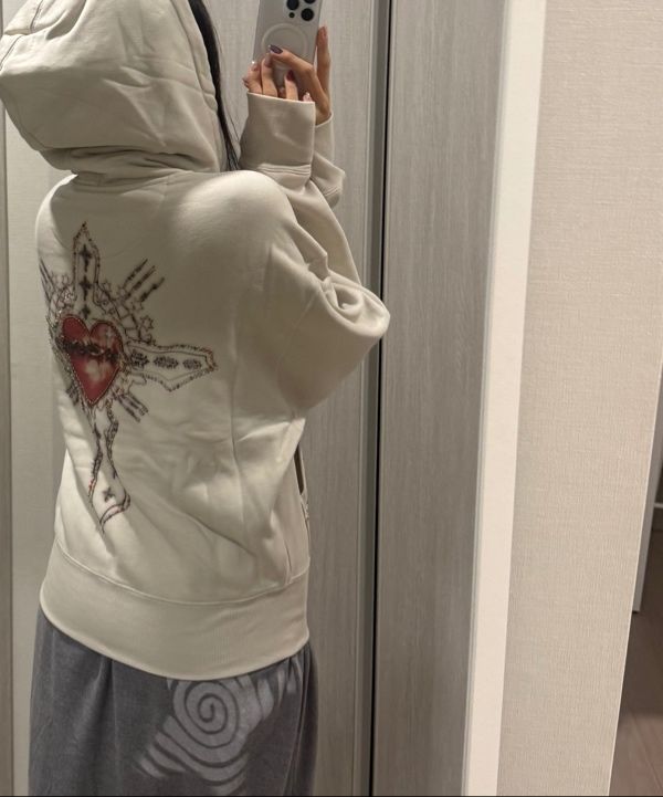 MUSINSA公式 | SCULPTOR Beaded Saint Hoodie Zip-Up Dirty White