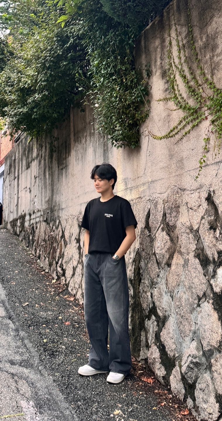 MUSINSA公式 | UNKNOWN PLANET Custom one-tuck wide denim